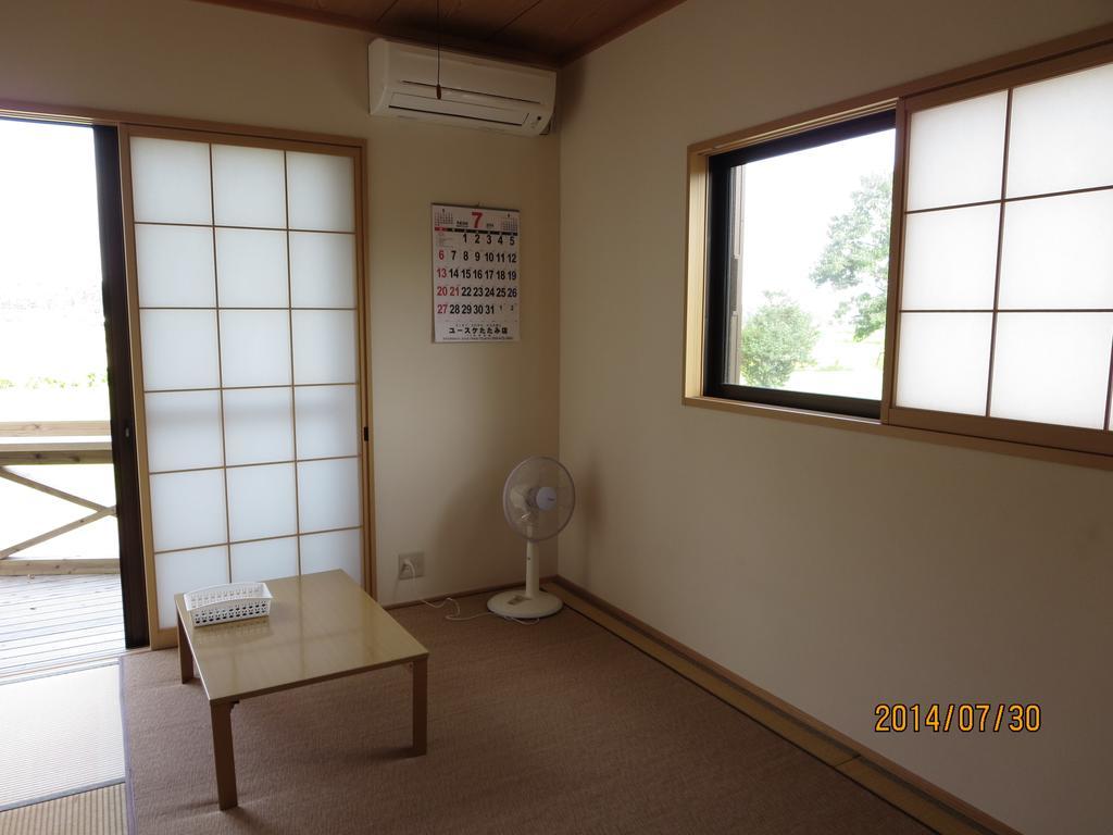 Guesthouse Suzukaze Shibushi Zimmer foto